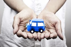 お金に困ったら、まずは車を売れ！